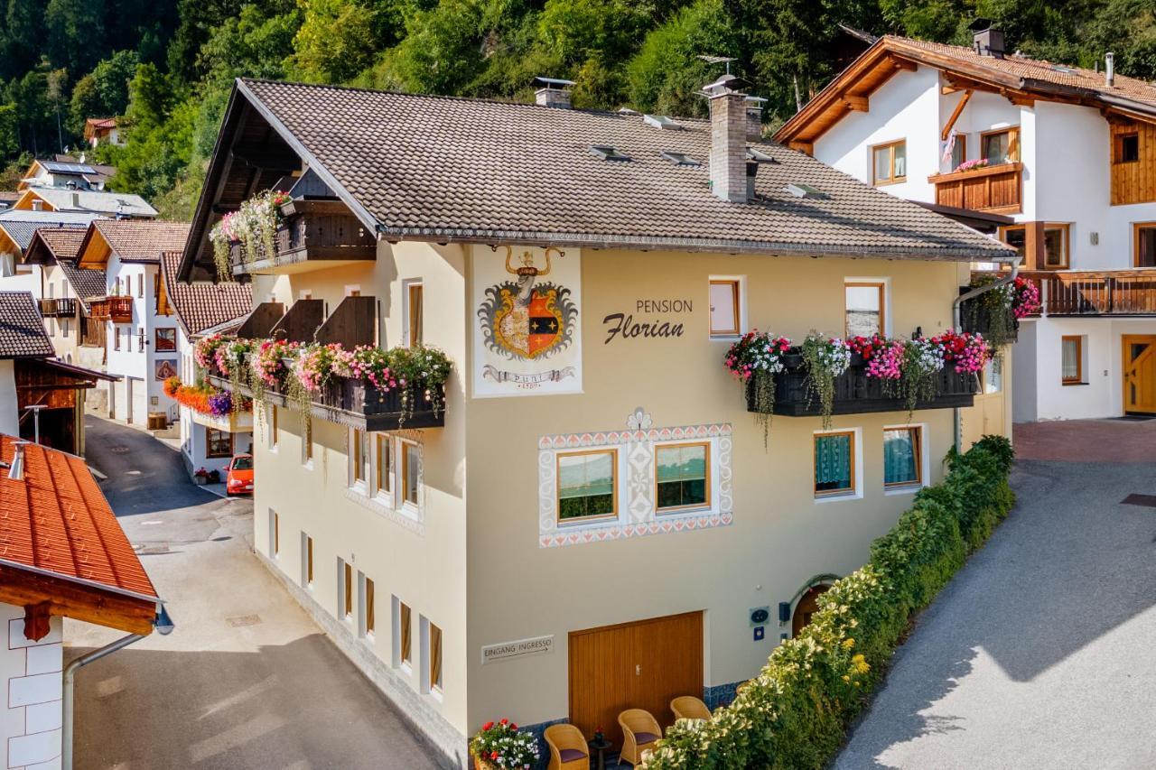 Pension Florian Burgusio Exterior photo