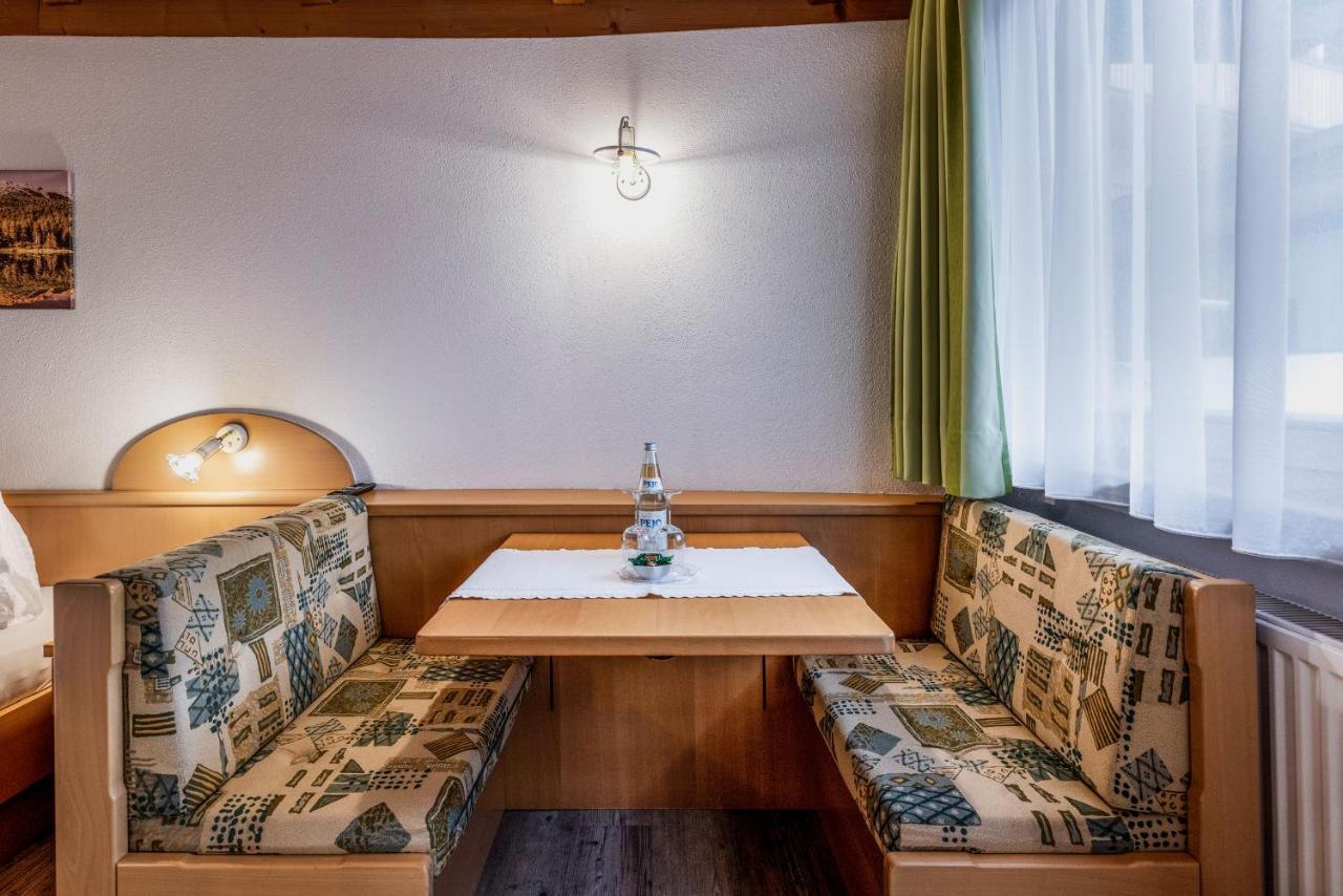 Pension Florian Burgusio Exterior photo